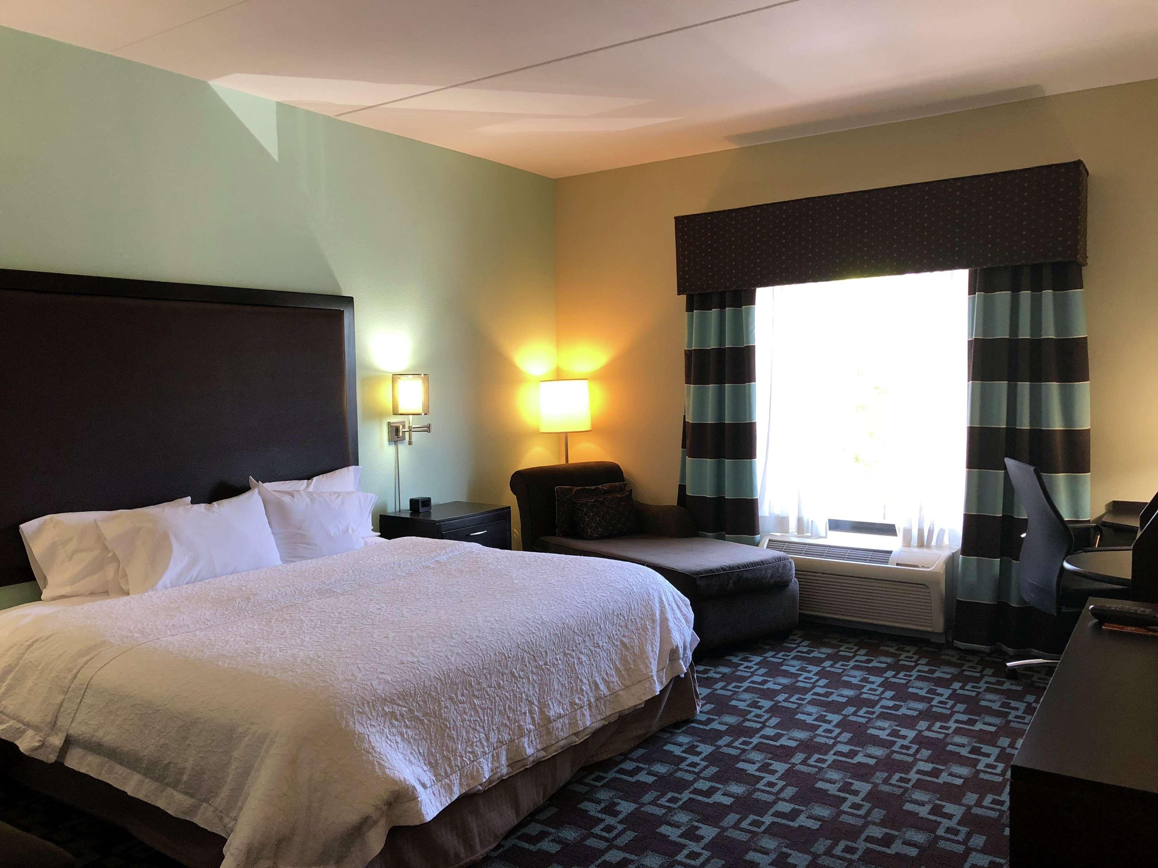 Hampton Inn & Suites Nashville At Opryland Exterior foto